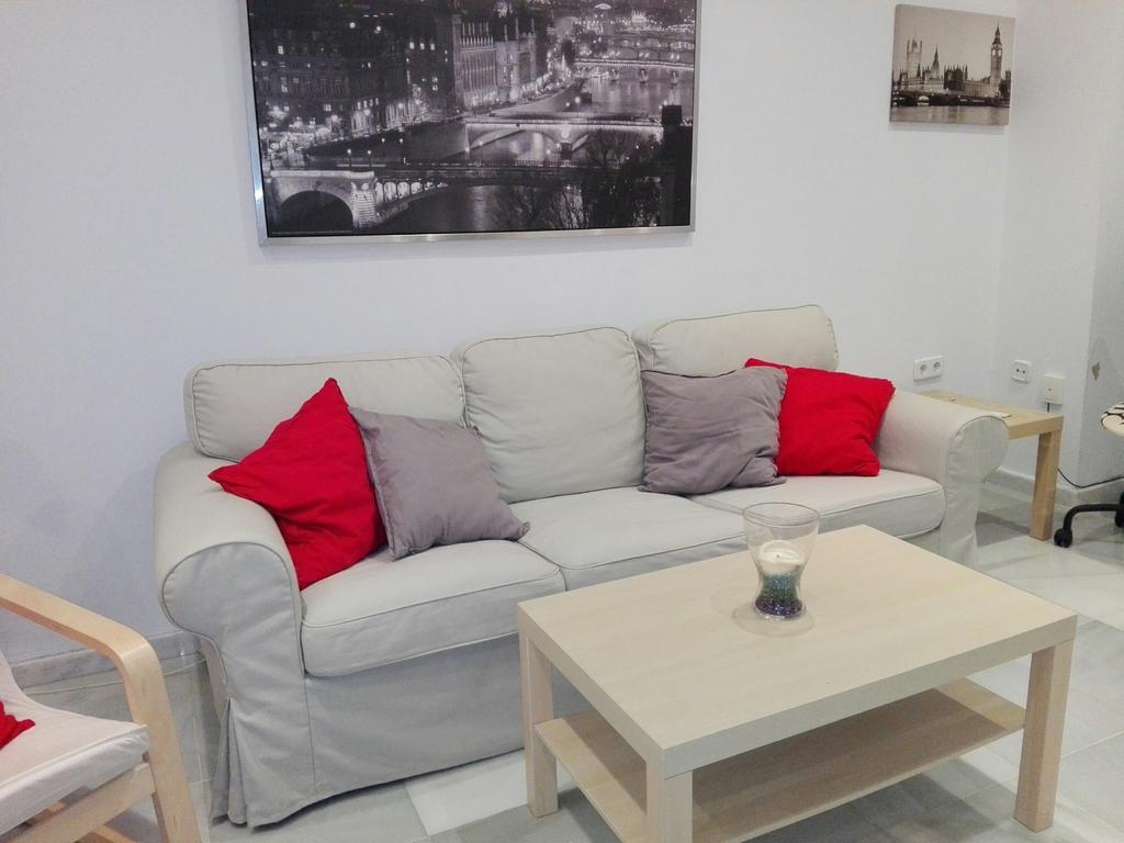 Céntrico Con Patio Privado * Sevilla